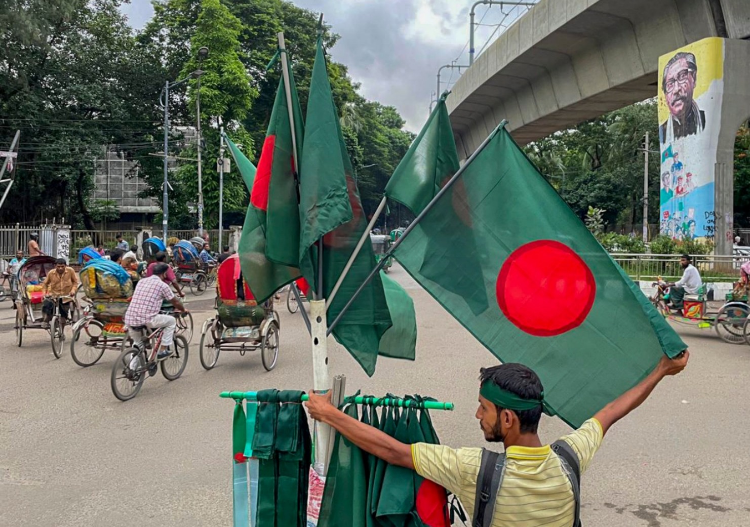 Lifeline: Dhaka Metro resumes service after more than 30 days, commuters heave sigh of relief